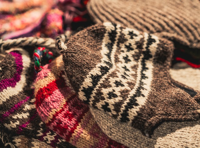 Gorros de punto con motivos navideños