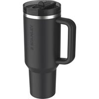Vaso Stanley Quencher® ProTour 1180 ml de acero inoxidable reciclado aislado con pajita abatible