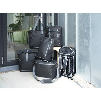 Bolsa isotérmica de 22 l para 20 latas de material reciclado GRS resistente al agua "Aqua"