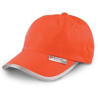 Gorra con bordes reflectantes