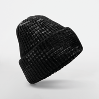 Gorro con parche de punto grueso<br/>