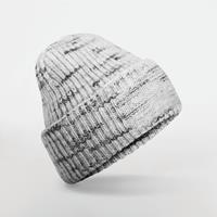 Gorro con parche de punto grueso<br/>