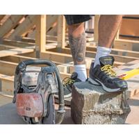 Calzado de seguridad lightweight safety trainer