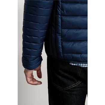 Chaqueta acolchada y ligera hombre