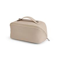 neceseres. Macao Toiletry