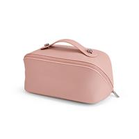neceseres. Macao Toiletry