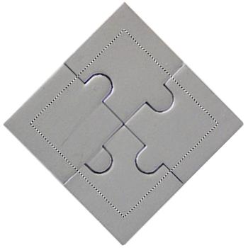 delante del puzzle