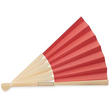 delante de a