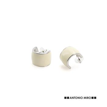 Pendientes Moss