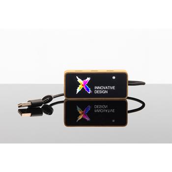 Hub USB 8 en 1 de madera con doble entrada y 6 puertos "SCX.design H21"