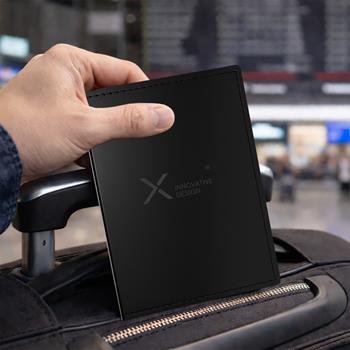 Funda para pasaporte con etiqueta inteligente "SCX.design A13"